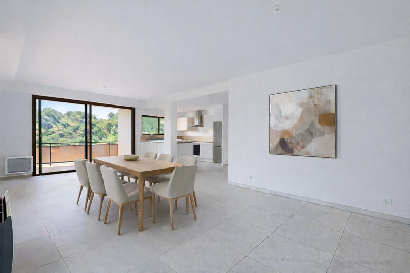 Appartement - 132 m² - 4 pièces