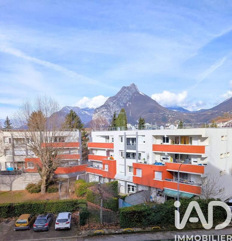 Appartement - 87 m² - 4 pièces