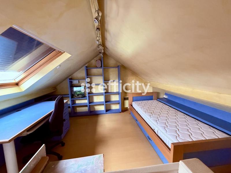 Maison - 100 m² - 6 pièces