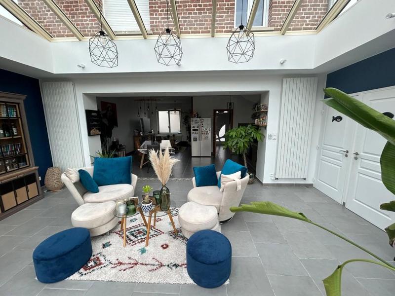 Maison - 110 m² - 8 pièces