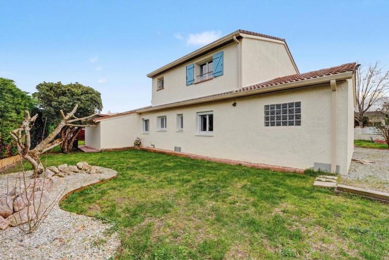 Maison - 158 m² - 5 pièces