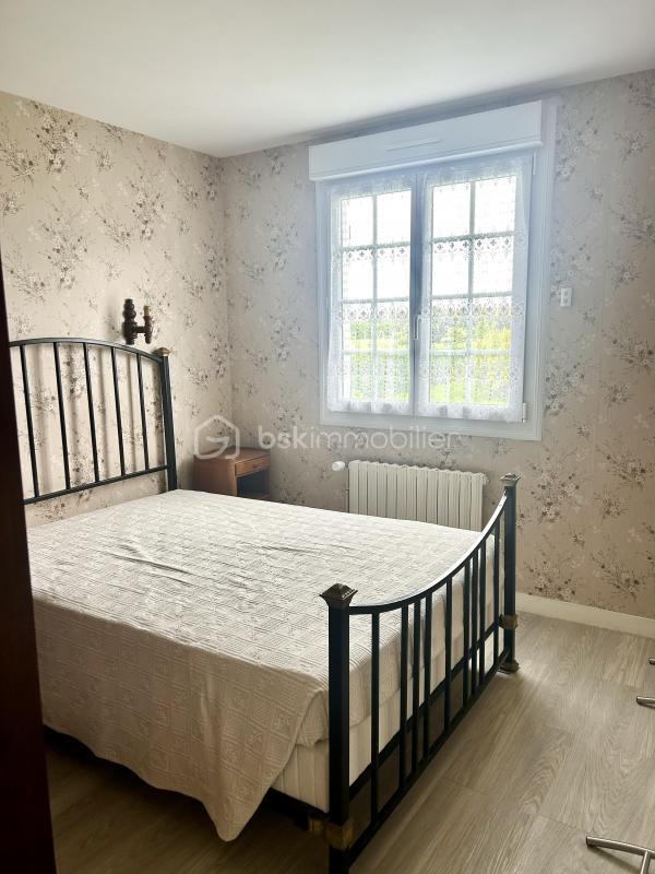 Demeure - 152 m² - 10 pièces