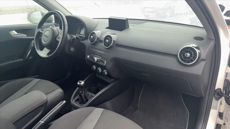 Audi A1 1.4 Tdi 90 Ambiente