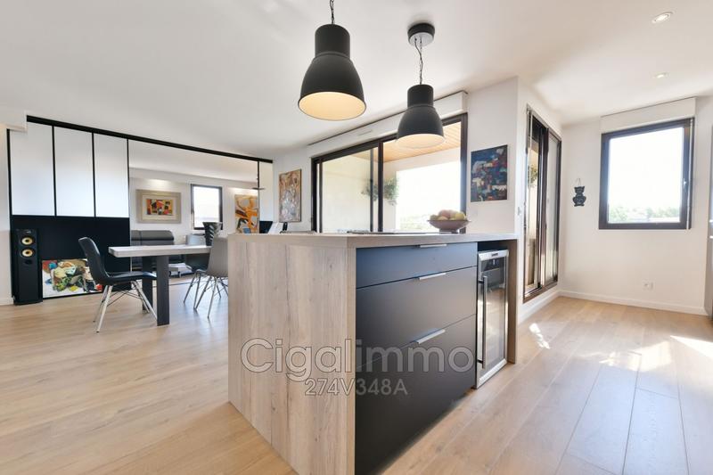 Appartement - 80 m² - 3 pièces