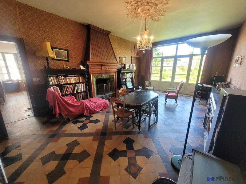 Maison ancienne - 220 m² - 11 pièces