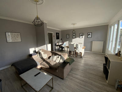 Appartement - 75 m² - 3 pièces