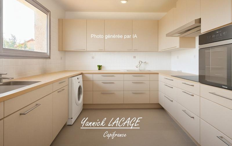 Maison - 195 m² - 8 pièces