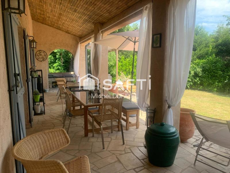 Maison - 176 m² - 5 pièces