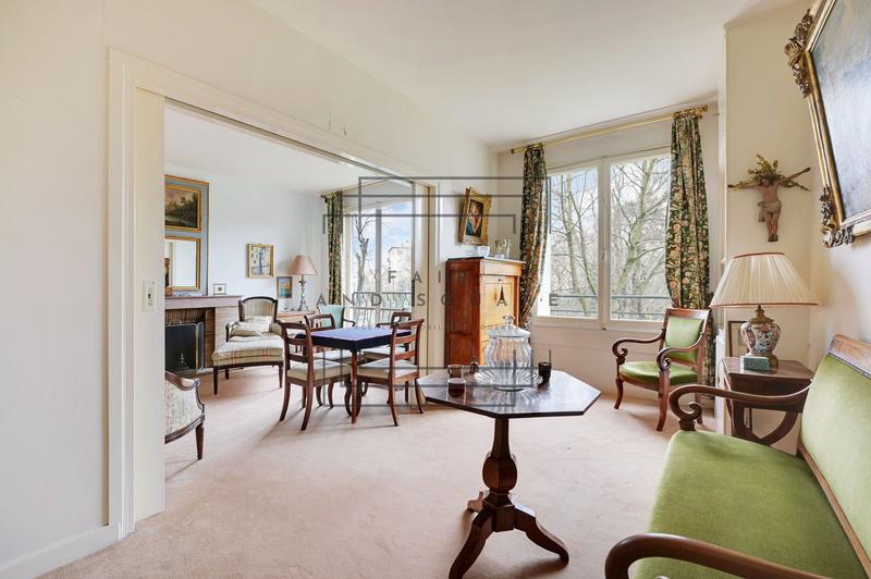 Appartement - 129 m² - 6 pièces