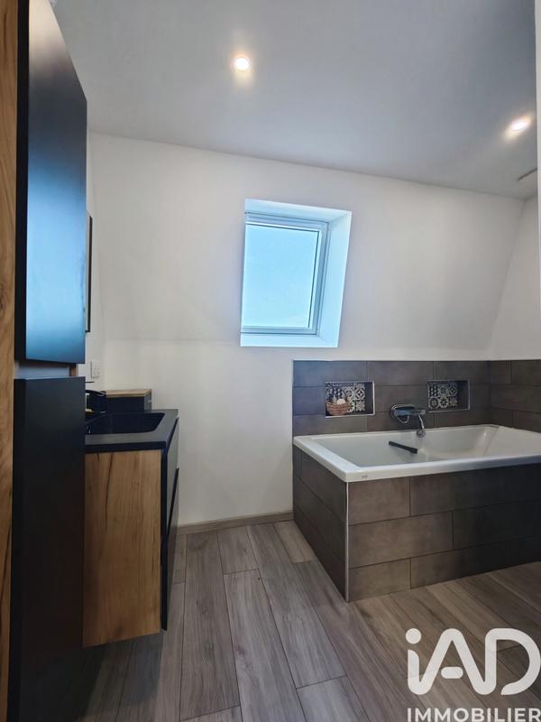 Maison - 88 m² - 4 pièces