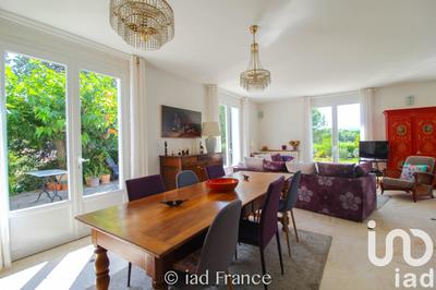 Maison - 181 m² - 8 pièces