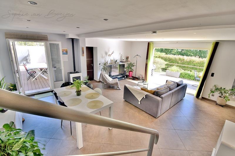 Mas - 170 m² - 7 pièces