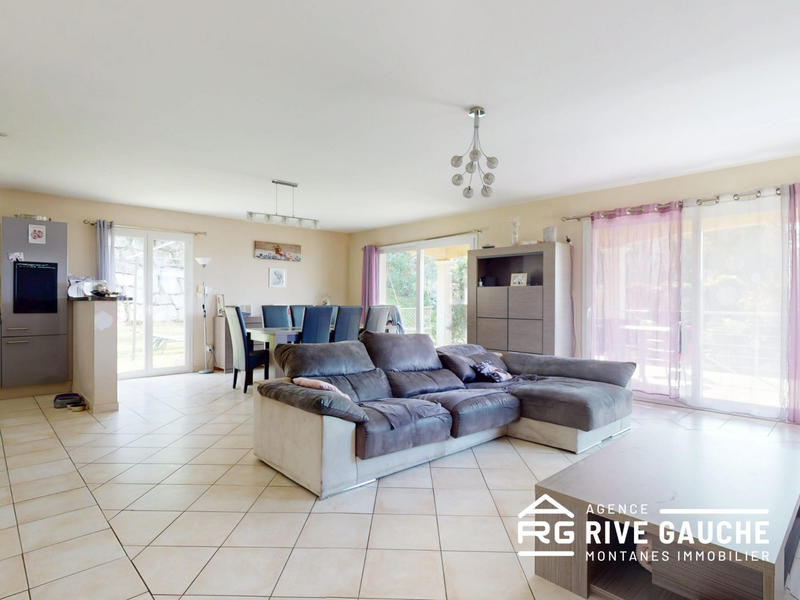 Maison - 144 m² - 6 pièces