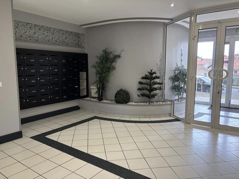 Viager - Appartement - 93 m² - 4 pièces