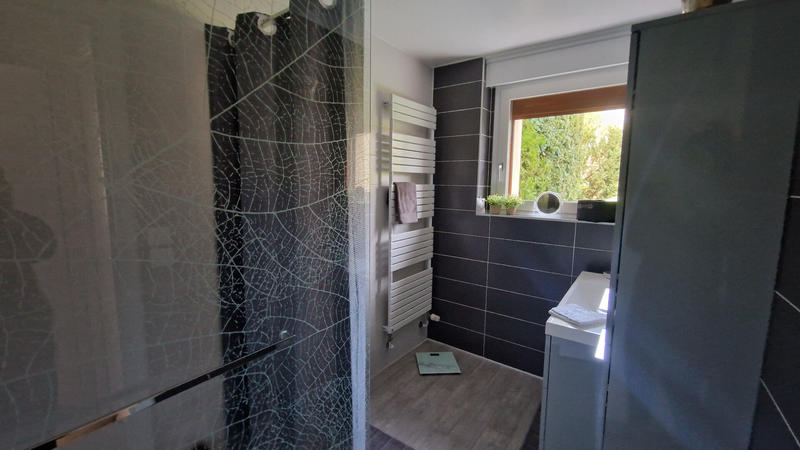 Maison - 200 m² - 9 pièces