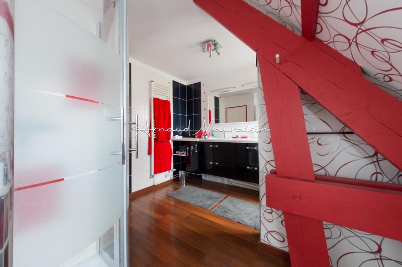 Maison - 180 m² - 7 pièces