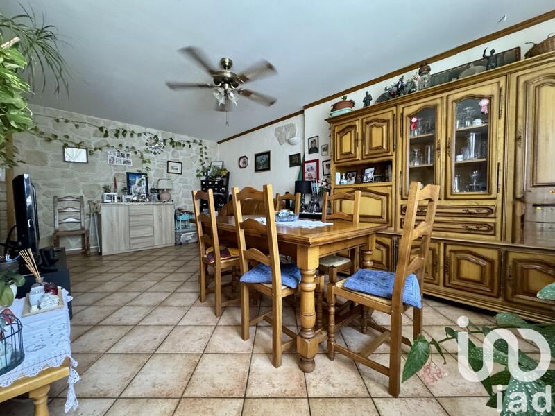 Appartement - 93 m² - 5 pièces