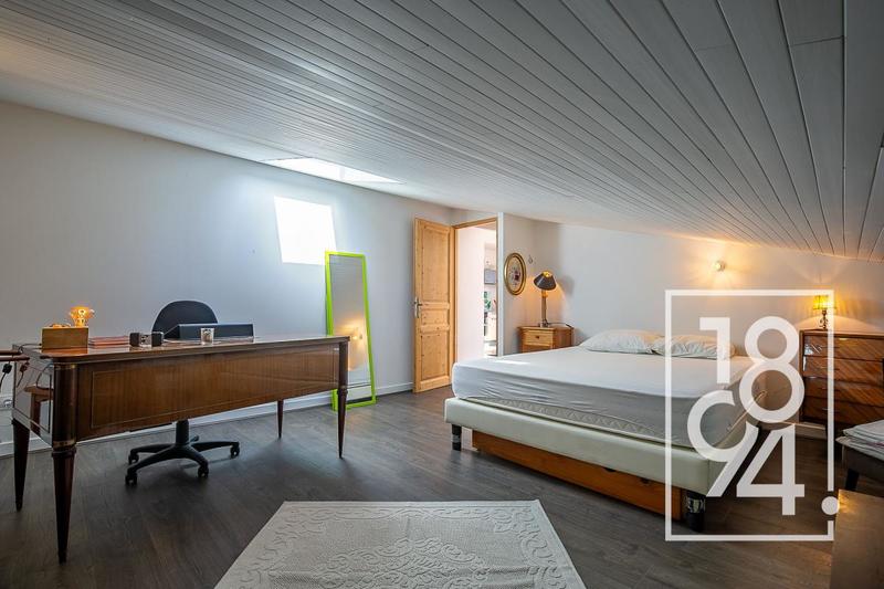 Appartement - 97 m² - 3 pièces