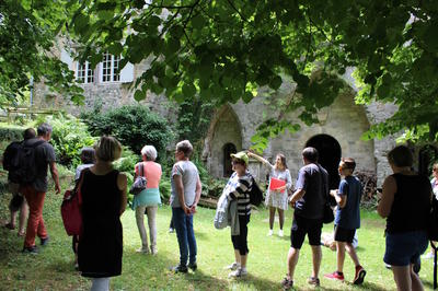 Visite de l'abbaye de Grestain