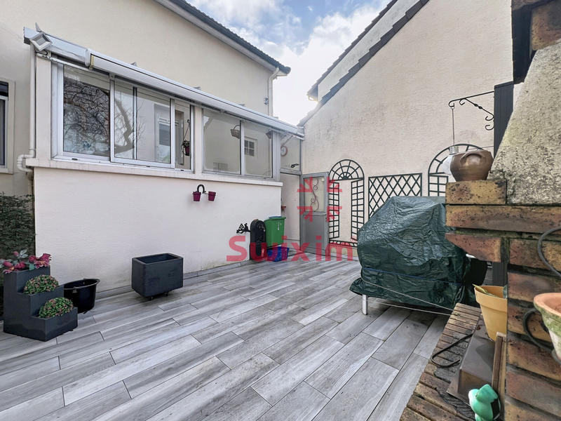 Maison - 80 m² - 5 pièces