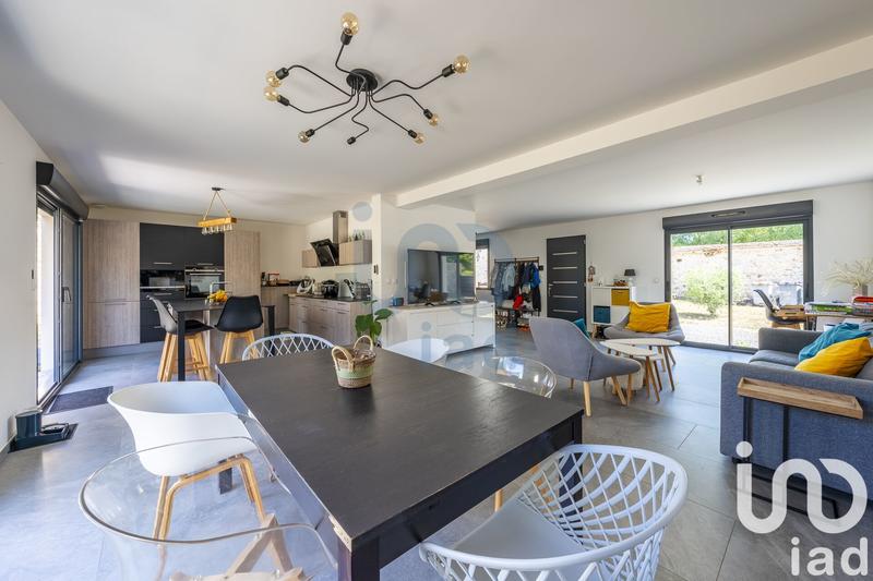 Maison - 127 m² - 5 pièces