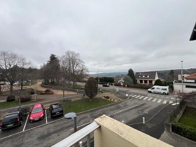 Appartement - 79 m² - 4 pièces