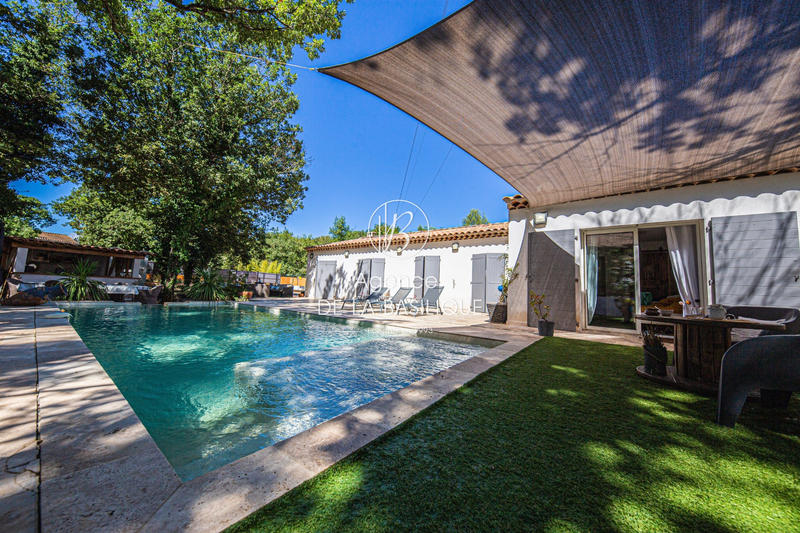 Maison - 147 m² - 5 pièces