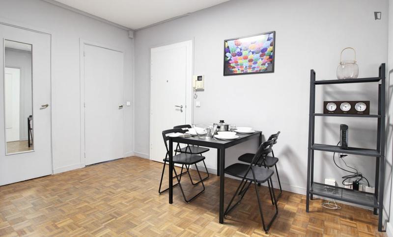 Chambre - 15 m² - 4 pièces