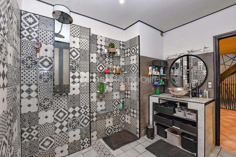 Maison ancienne - 200 m² - 8 pièces