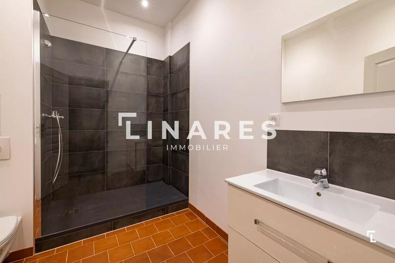 Appartement - 102 m² - 4 pièces