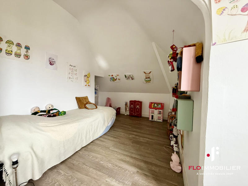 Maison - 97 m² - 5 pièces