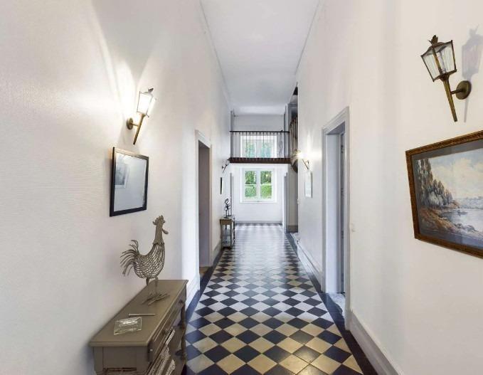 Manoir - 1 000 m² - 19 pièces