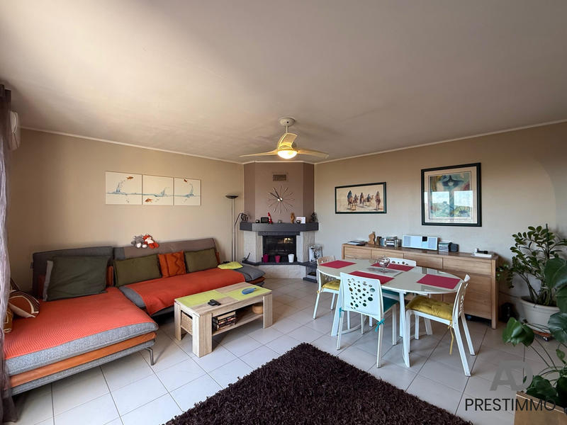 Maison - 90 m² - 4 pièces