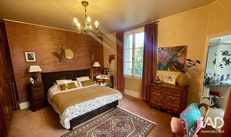 Château - 306 m² - 10 pièces