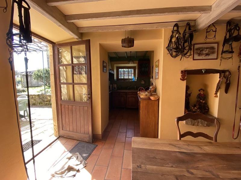 Maison en pierre - 118 m² - 8 pièces