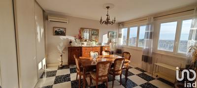 Appartement - 93 m² - 4 pièces