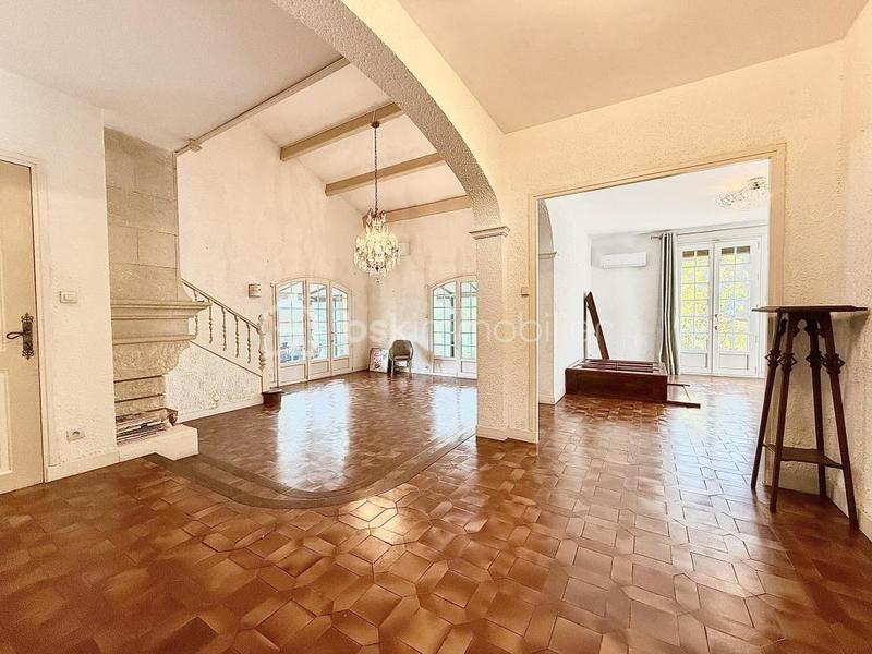 Maison traditionnelle - 144 m² - 5 pièces