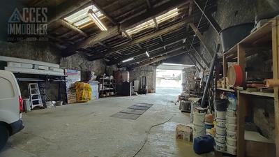 Remise - 230 m²