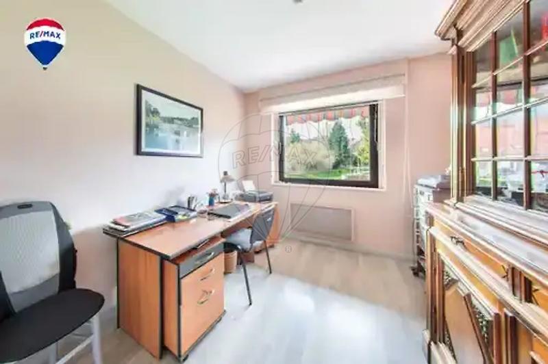 Maison - 174 m² - 8 pièces