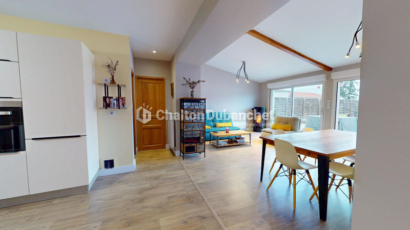 Maison - 163 m² - 7 pièces