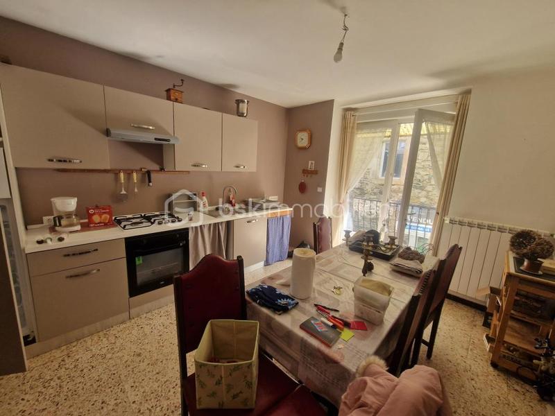 Maison de village - 80 m² - 5 pièces