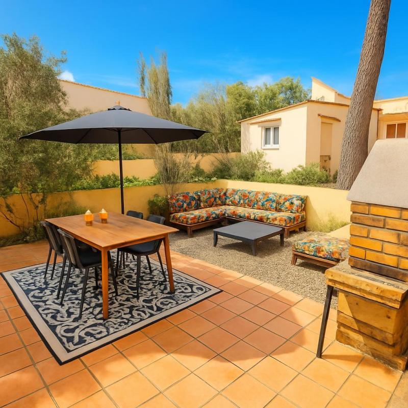 Maison - 222 m² - 8 pièces