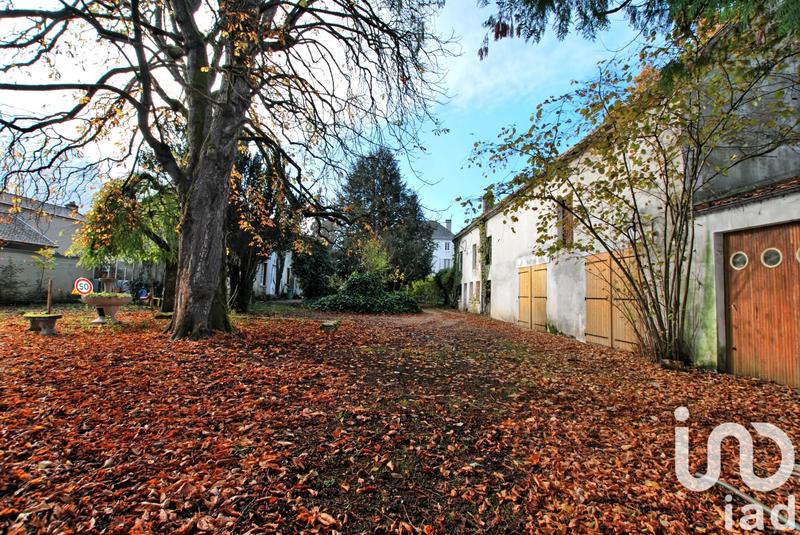 Maison - 435 m² - 15 pièces