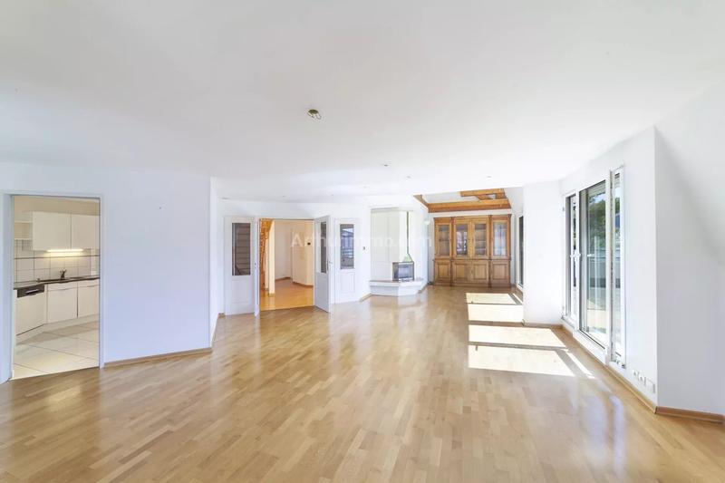 Appartement - 137 m² - 5 pièces