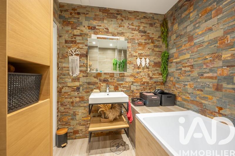 Appartement - 128 m² - 5 pièces