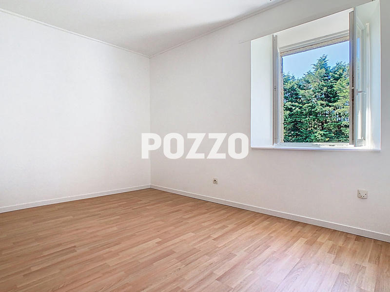 Maison - 191 m² - 9 pièces