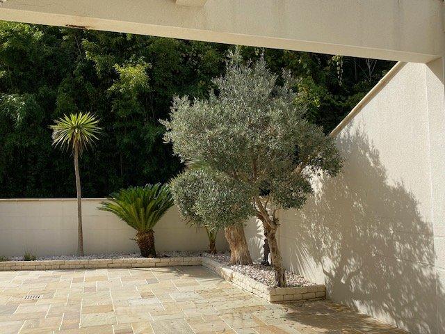 Maison - 180 m² - 5 pièces