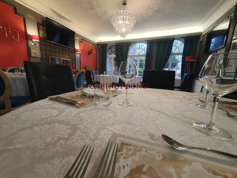 Fonds de commerce - 900 m²