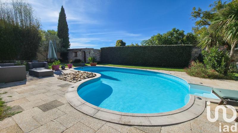 Maison - 98 m² - 5 pièces