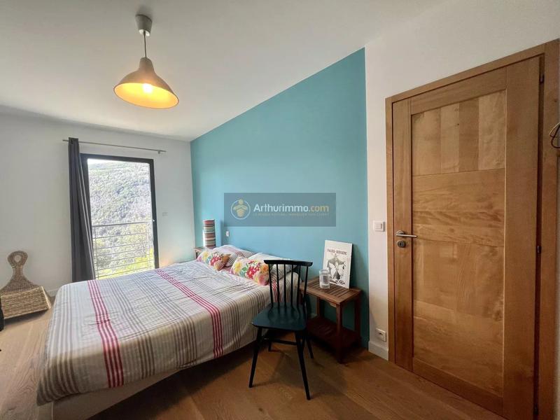 Maison - 195 m² - 5 pièces